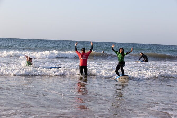 surf-lesson-in-albufeira-2h