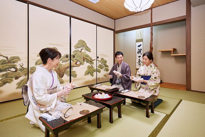 sweets-making-kimono-tea-ceremony-at-kyoto-maikoya-gion