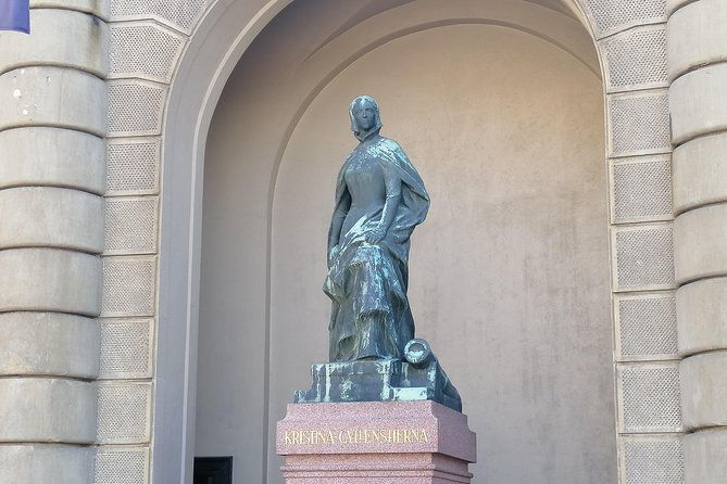 the-story-of-stockholm-and-sweden-in-three-chapters-a-small-group-walking-tour