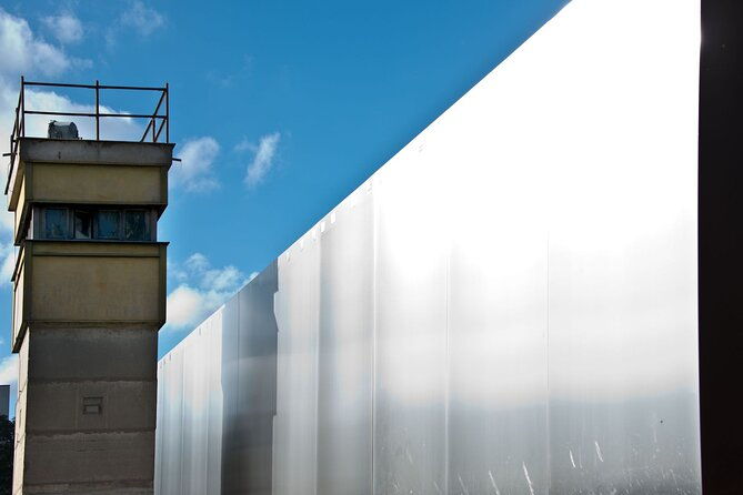 third-reich-and-berlin-wall-history-3-hour-bike-tour-in-berlin
