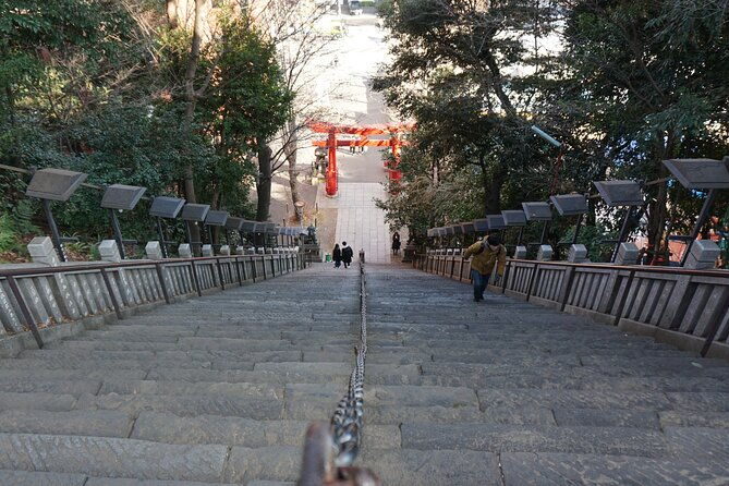 tokyo-top-3-hidden-tokyo-tower-photo-spots-and-local-shrine-tour