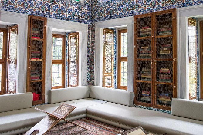 topkapi-palace-skip-the-line-entry-with-guided-tour