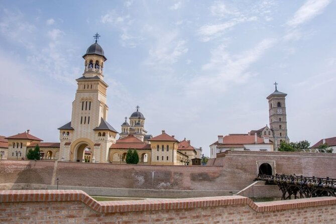 tour-to-corvin-castle-in-hunedoara-alba-iulia