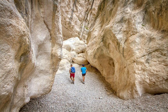 trekking-excursion-to-gorropu-canyon