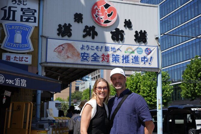 tsukiji-market-eating-tour-authentic-sushi-sake-comparison