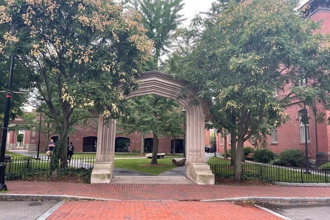 ultimate-historic-salem-and-witch-trials-self-guided-walking-tour