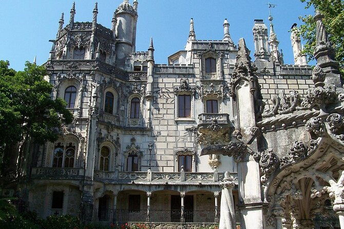 unforgettable-sintra-tour-e-car-gps-audio-guided-route-that-informs-and-entertains