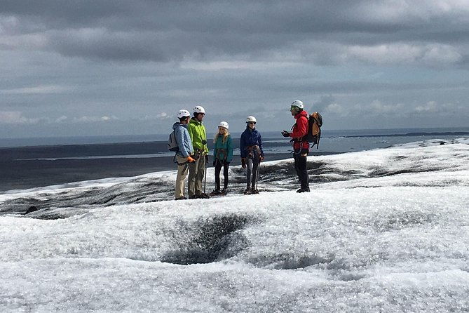 vatnajokull-glacier-walk-from-hali