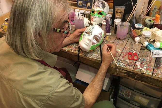 venice-carnival-mask-making-class-in-venice-italy