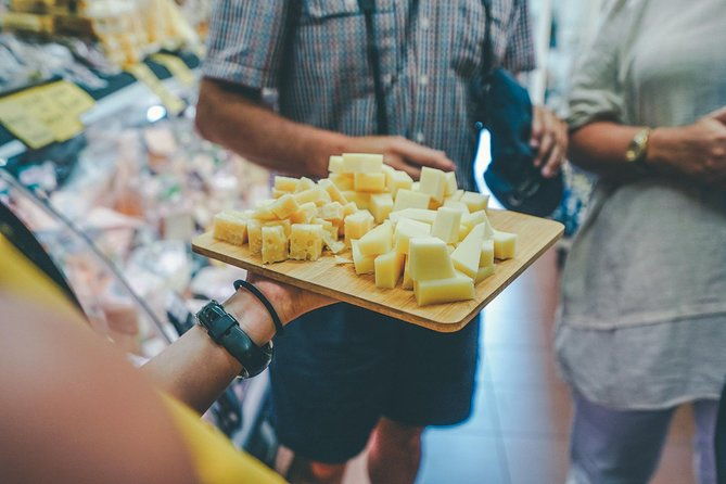 verona-food-wine-walking-tour-in-small-group
