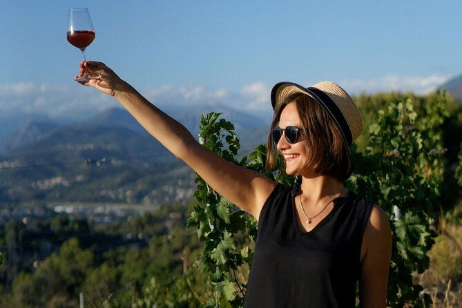 vineyard-tour-with-wine-tasting-within-nice-city-borders