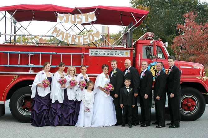 vintage-fire-truck-sightseeing-tour-of-portland-maine