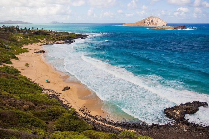 waikiki-trolley-hop-on-hop-off-tour-of-honolulu