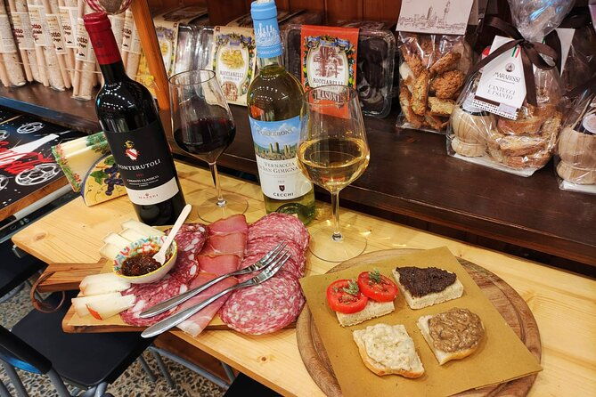 walking-tour-of-siena-with-food-chianti-wine