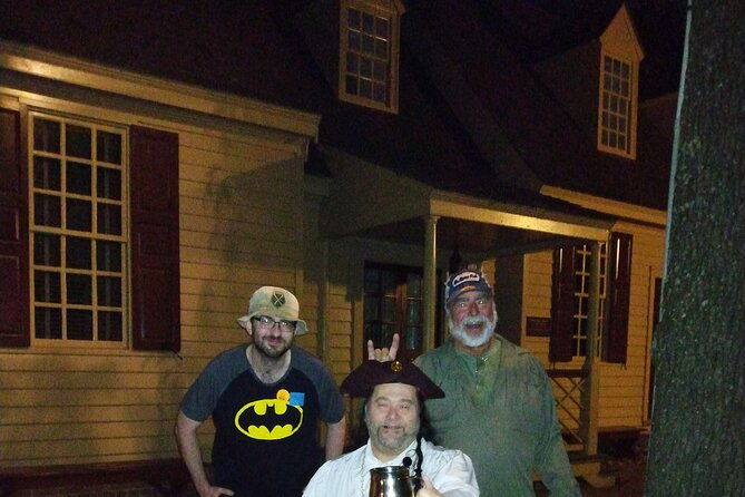 williamsburg-ghosts-witches-and-pirates-tour