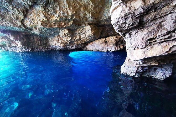 zakynthosvip-small-group-tour-shipwreck-blue-caves-viewpoint