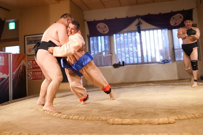 1-5-hour-vip-sumo-event-in-tokyo