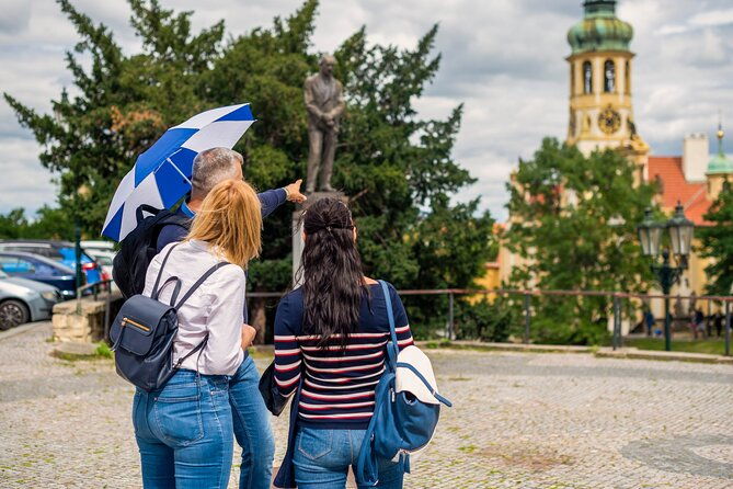 1-hour-introductory-tour-of-prague-castle-with-fast-get-admission-ticket