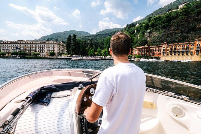 2-hours-private-cruise-on-lake-como-cranchi-motorboat