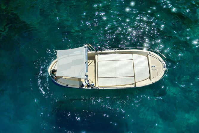 3-hour-private-boat-tour-of-capri-with-a-swim-stop