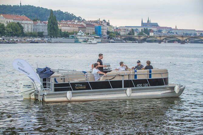 3-hours-prague-private-boat-cruise-beer-or-prosecco-unlimited-2