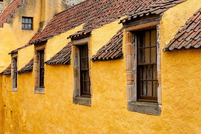 4-day-outlander-trail-tour-from-edinburgh-including-admissions