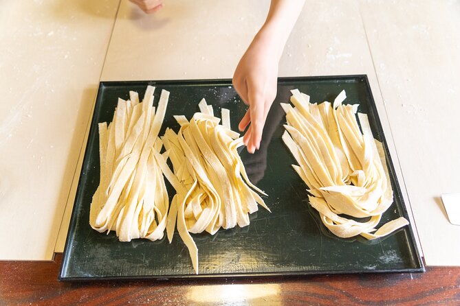 a-class-on-making-hoto-yamanashis-traditional-dish