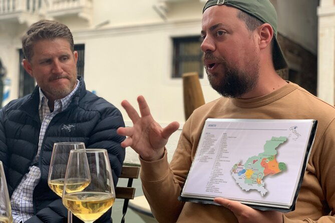 a-venetian-evening-wine-tasting-cicchetti-with-a-local-guide
