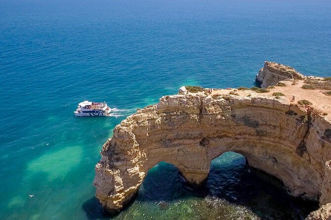 albufeira-beach-bbq-with-caves-and-coastline-cruise-with-open-bar