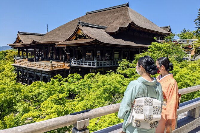 authentic-kyoto-tea-ceremony-camellia-flower-teahouse