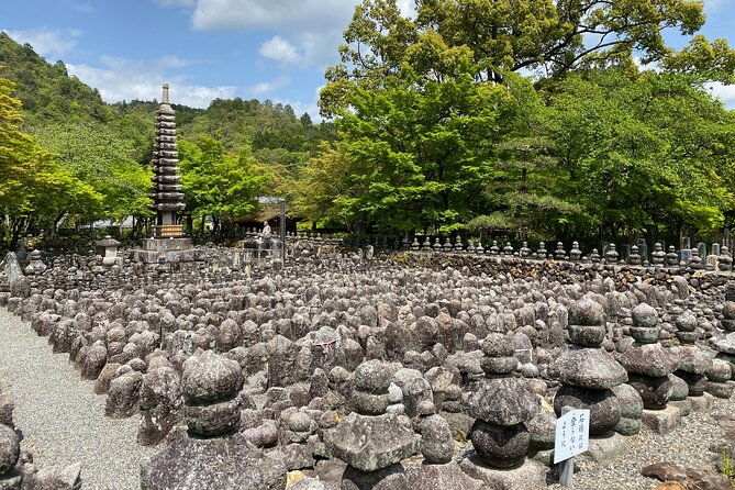 avoid-the-crowds-at-the-hidden-gems-of-arashiyama-in-kyoto