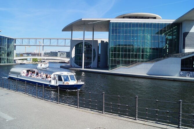 berlin-4-course-sunset-dinner-cruise-including-drinks
