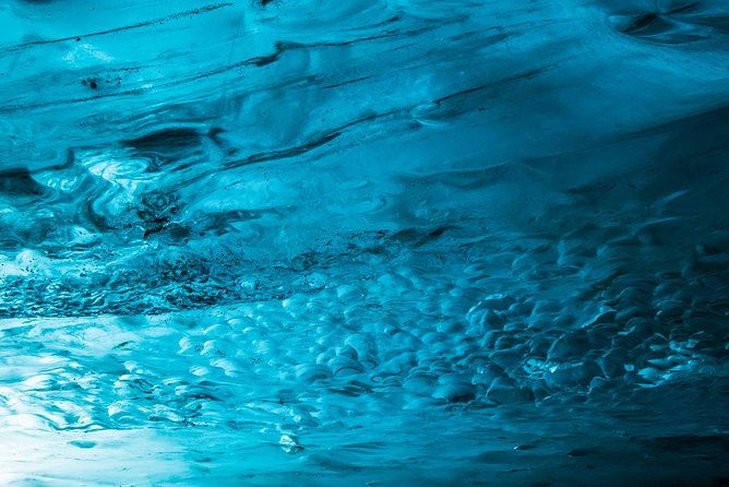 blue-ice-cave-adventure