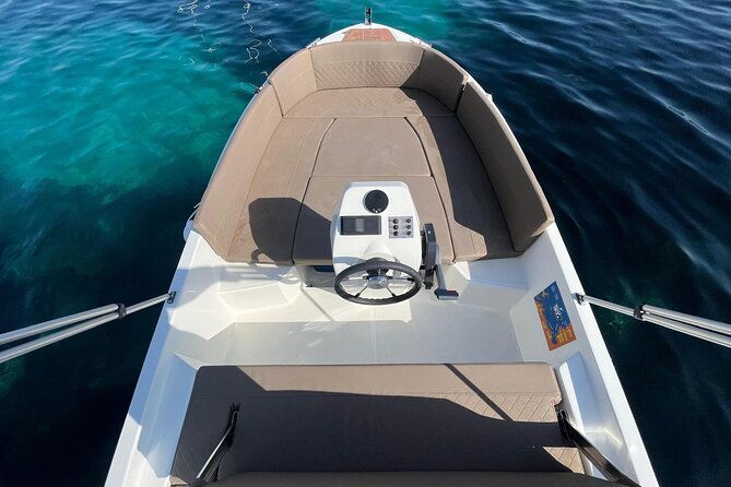 boat-rental-without-license-in-ibiza-and-san-antonio