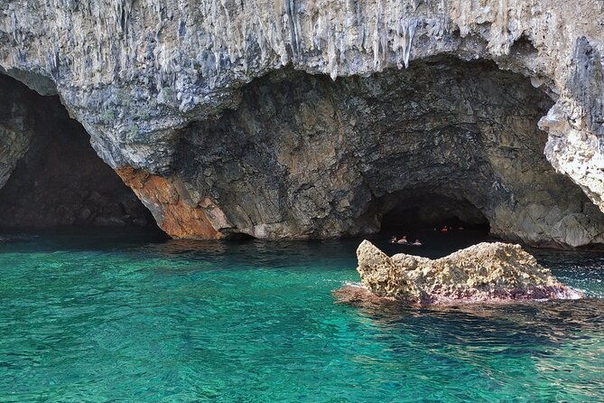 boat-trip-sea-caves-of-thetis