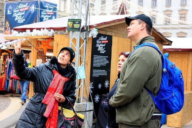 budapest-christmas-walking-tour-entry-to-st-stephens-basilica
