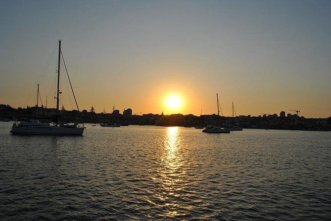 cascais-sunset-private-2h-cruise-with-a-drink