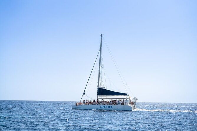 catamaran-with-bbq-in-the-bay-of-palma