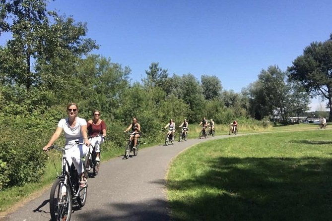 cheese-canals-windmill-countryside-e-bike-tour-amsterdam