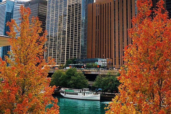 chicago-architecture-center-river-cruise-aboard-chicagos-first-lady