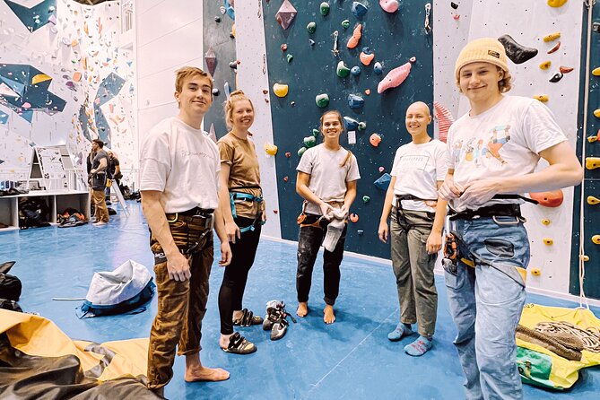 climbing-in-morkvedhallen-climbing-center