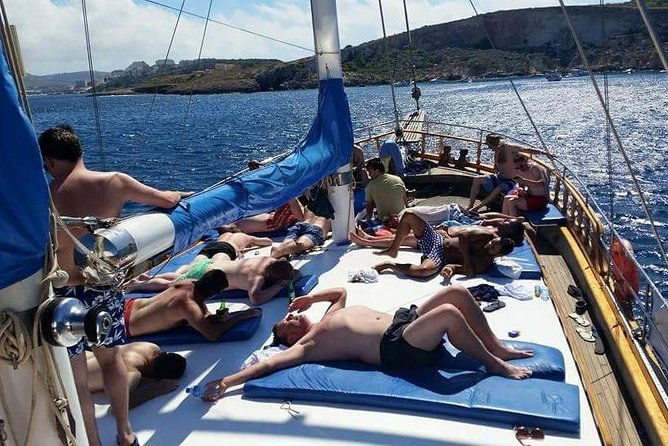 comino-blue-lagoon-and-caves-tour-a