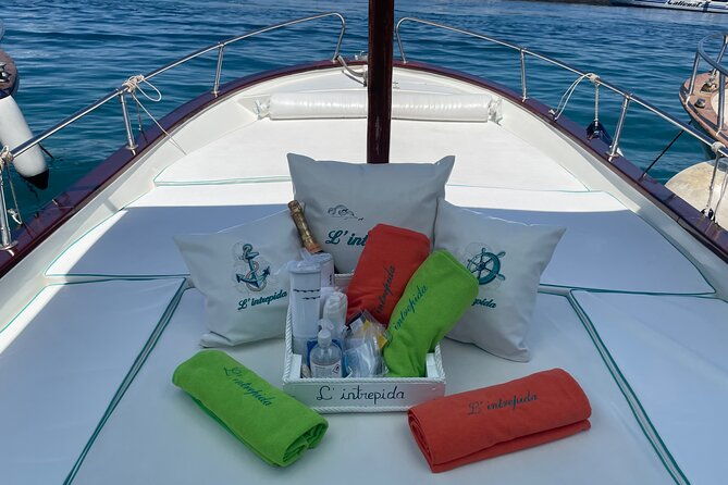 complete-private-guided-three-hour-tour-on-the-capri-coast
