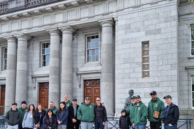 cork-city-to-blarney-castle-private-tour-in-modern-ac-minibus