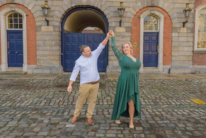 dublin-love-story-captivating-couples-photoshoot