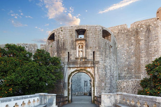 dubrovnik-guided-group-tour-with-ston-oyster-tasting-from-split-trogir