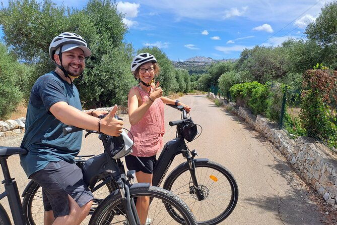e-bike-tour-in-the-plain-of-the-secular-olive-trees-of-ostuni
