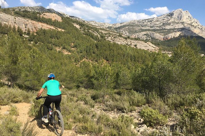 e-bike-tour-of-sainte-victoire-mountain-aix-en-provence