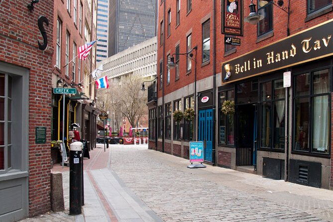 entire-freedom-trail-walking-tour-includes-bunker-hill-and-uss-constitution