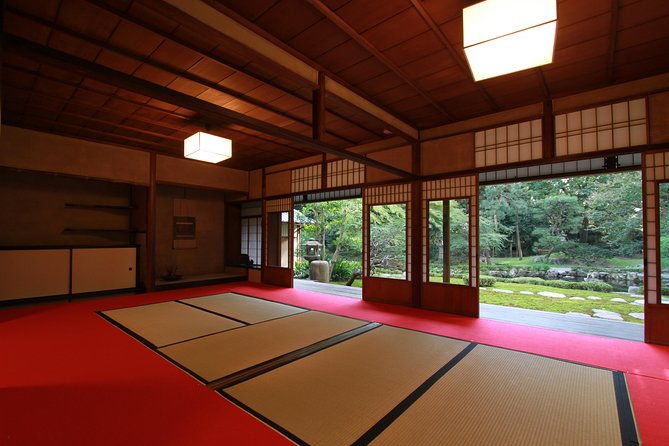 family-mitsui-house-museum-with-green-tea-admission-ticket